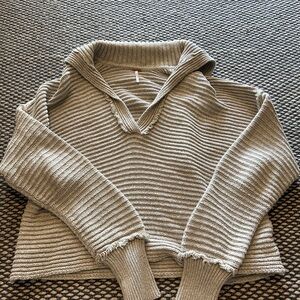 Women's V-Neck Ribbed Sweater - Gray
